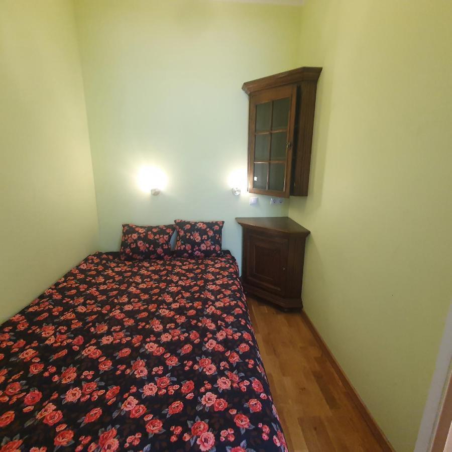 Hot Riga Ernestines Iela 7-1 Enjoy The Feel Of Home And History! Экстерьер фото